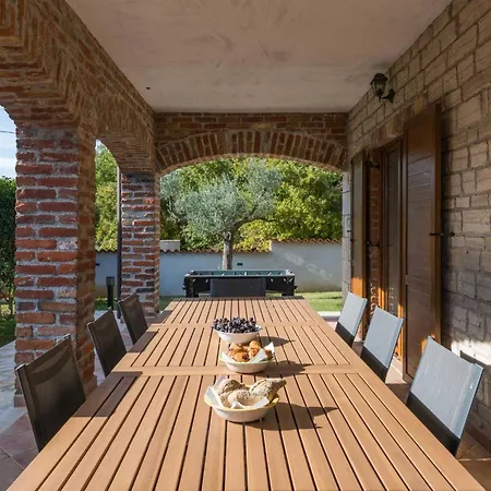 Berenice By Interhome